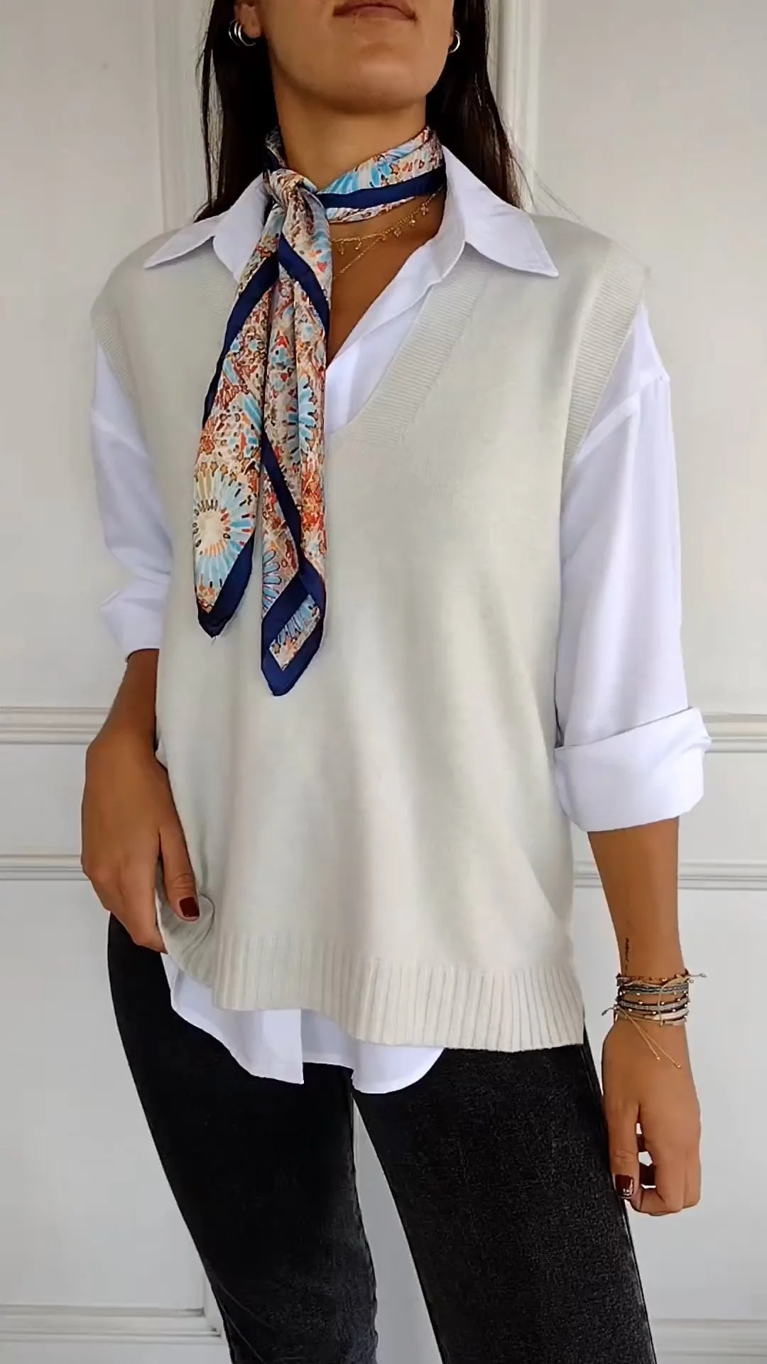 V-neck Knitted Vest